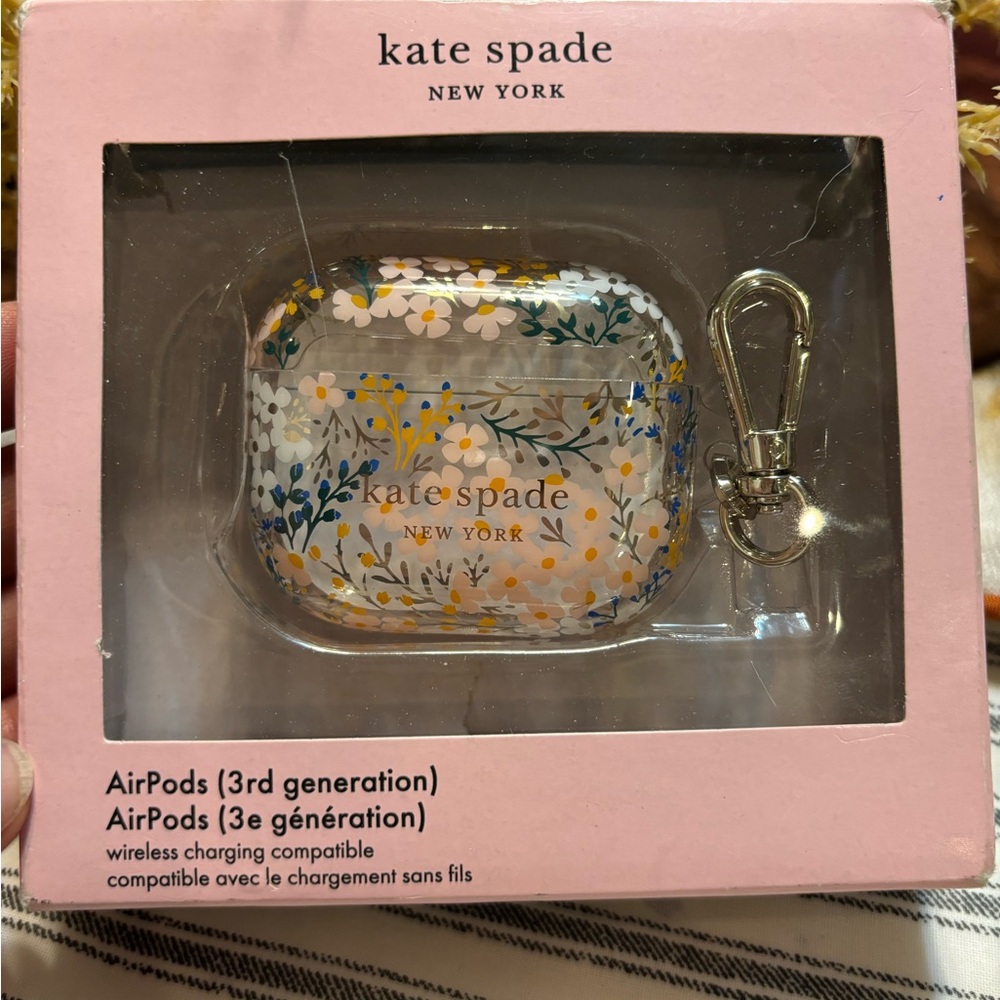 Kate Spade AirPods Case For 3rd Gen NWT Designer Trendy Travel Accessories